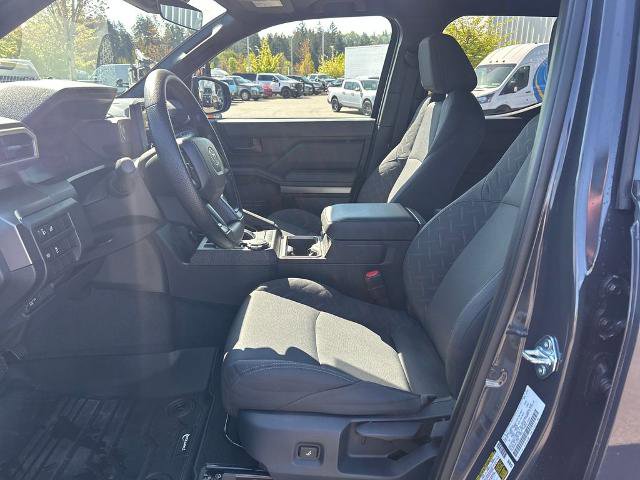 Used 2025 Toyota Tacoma SR5 AWD/4WD image 16