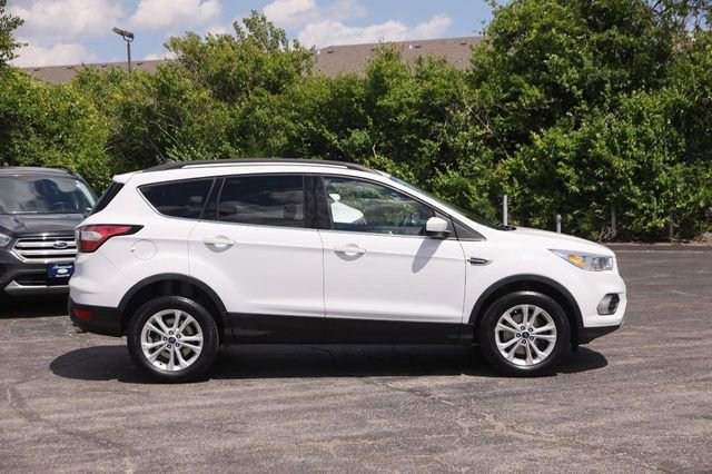 Certified 2018 Ford Escape SE w/ SE Sync 3 Package AWD/4WD image 5