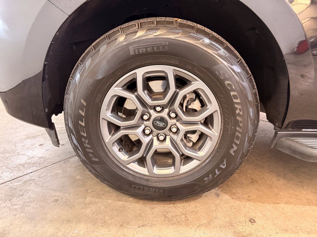 Certified 2025 Ford Expedition Max Active AWD/4WD image 17