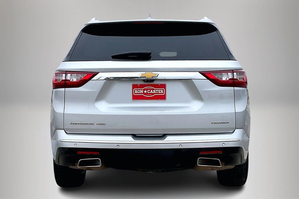 Used 2021 Chevrolet Traverse Premier image 3
