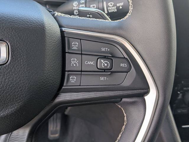 Used 2023 Jeep Grand Cherokee L Laredo AWD/4WD image 20