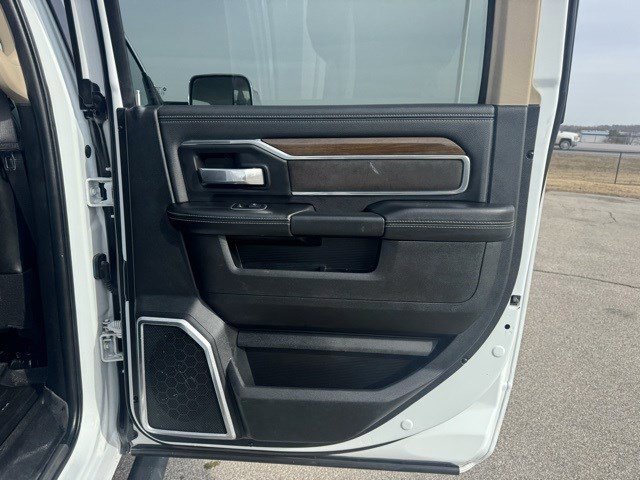 Used 2022 RAM 2500 Laramie image 32