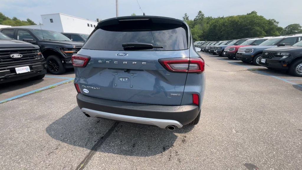 Certified 2025 Ford Escape Platinum AWD/4WD image 18