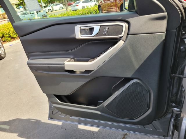 Certified 2023 Ford Explorer XLT RWD image 19