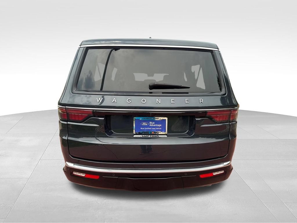 Used 2025 Jeep Wagoneer L Series II AWD/4WD image 7