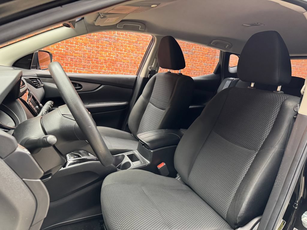 Used 2021 Nissan Rogue Sport S FWD image 23