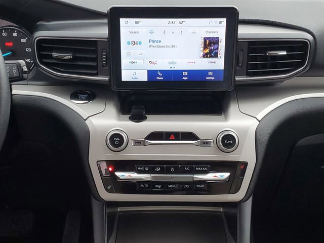 Certified 2024 Ford Explorer XLT w/ Equipment Group 202A image 29