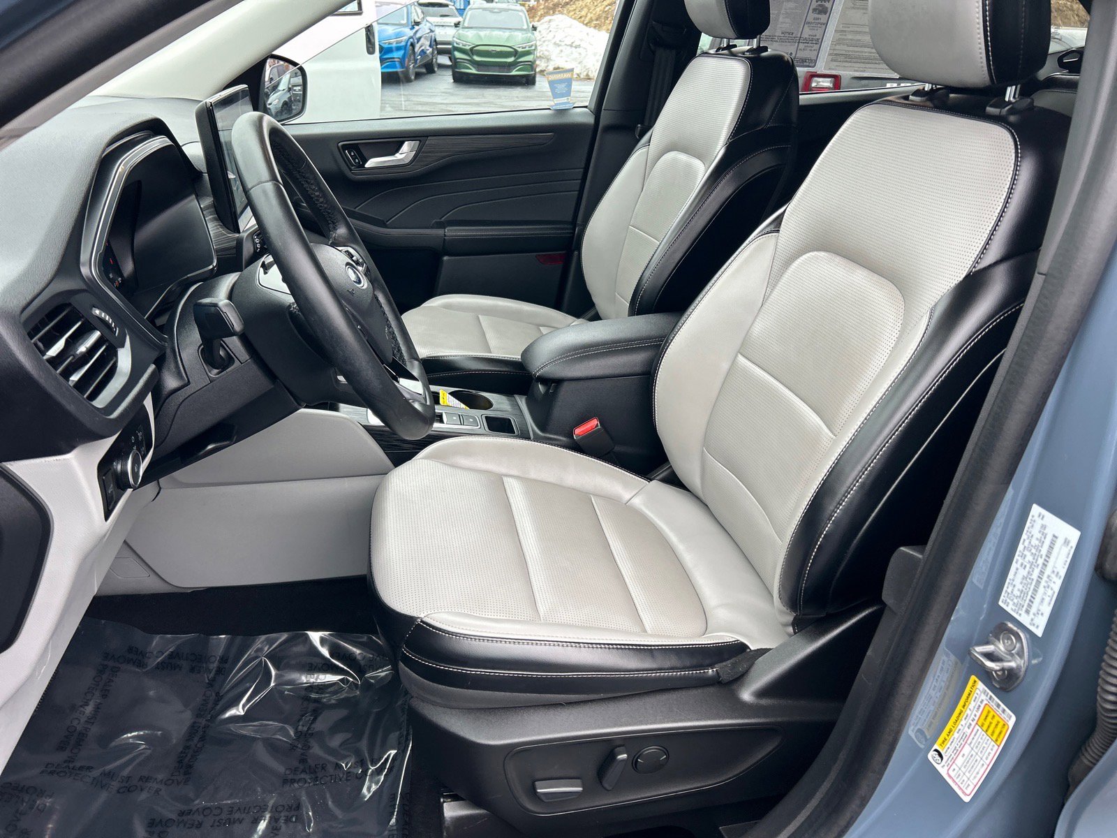 Certified 2023 Ford Escape Platinum image 7