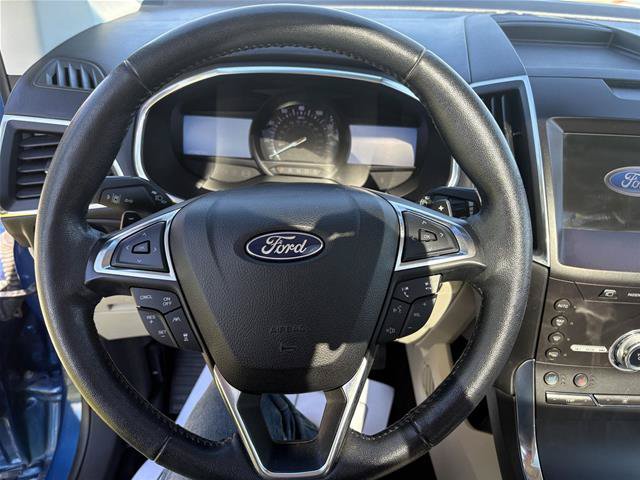 Certified 2020 Ford Edge Titanium w/ Equipment Group 301A AWD/4WD image 17