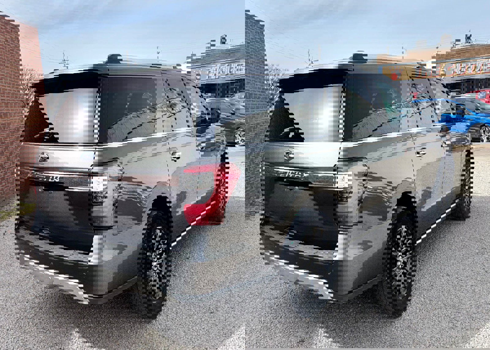 Certified 2021 Ford Expedition Max Limited image 5