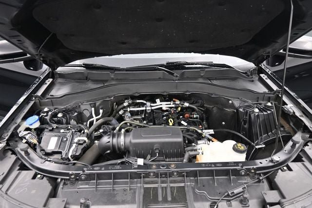 Certified 2023 Ford Explorer XLT w/ Equipment Group 202A AWD/4WD image 23