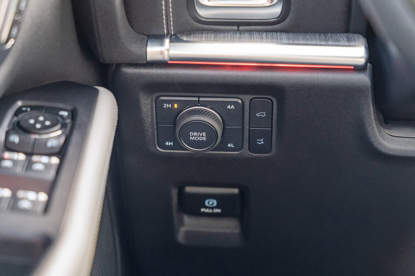 Certified 2025 Ford Expedition Platinum w/ Platinum Ultimate Package image 26