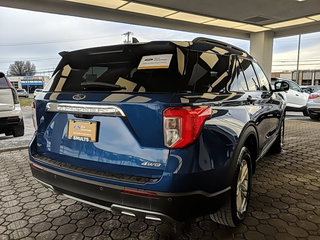 Certified 2023 Ford Explorer XLT w/ Equipment Group 202A image 3