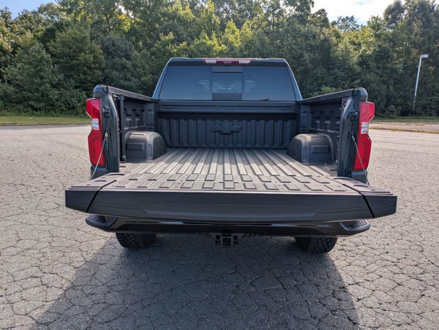 Used 2025 Chevrolet Silverado 1500 ZR2 w/ Technology Package image 31
