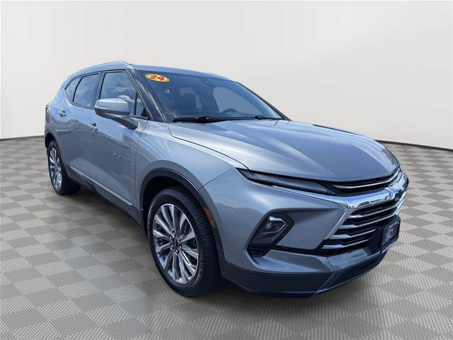 Used 2024 Chevrolet Blazer Premier w/ Driver Confidence II Package AWD/4WD image 5