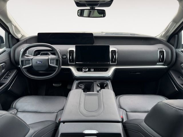 Certified 2025 Ford Expedition Max Platinum AWD/4WD image 10