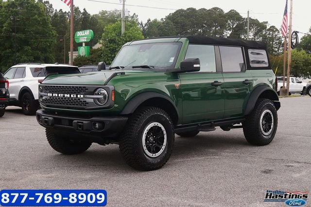 Certified 2023 Ford Bronco Badlands w/ Sasquatch Package AWD/4WD image 3