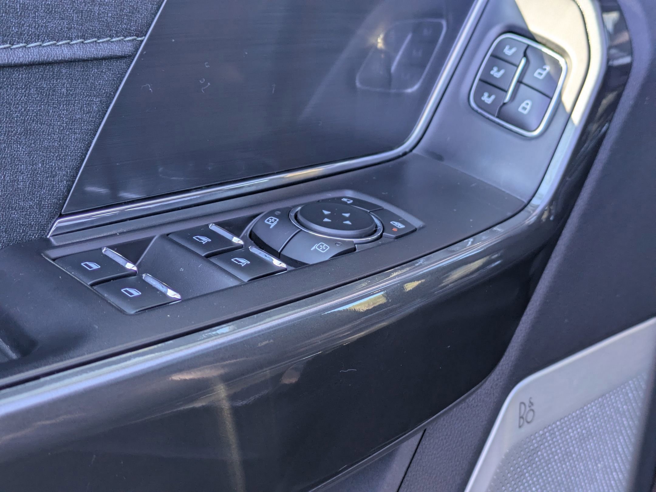 Certified 2023 Ford F150 Lariat w/ Equipment Group 502A High image 11