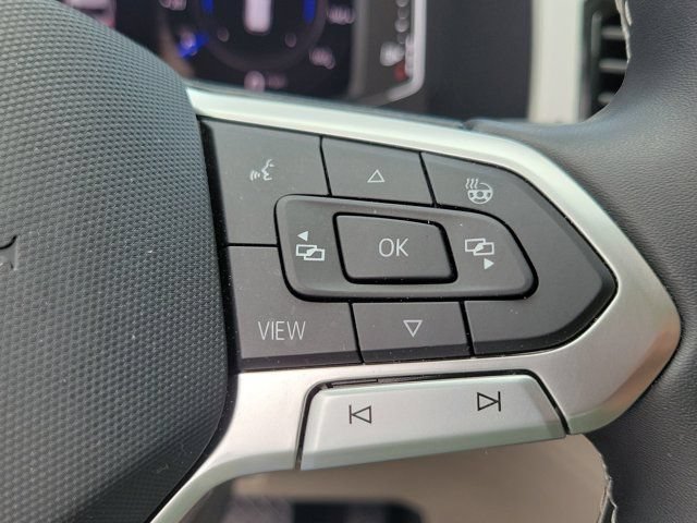 Used 2022 Volkswagen Atlas SEL AWD/4WD image 25