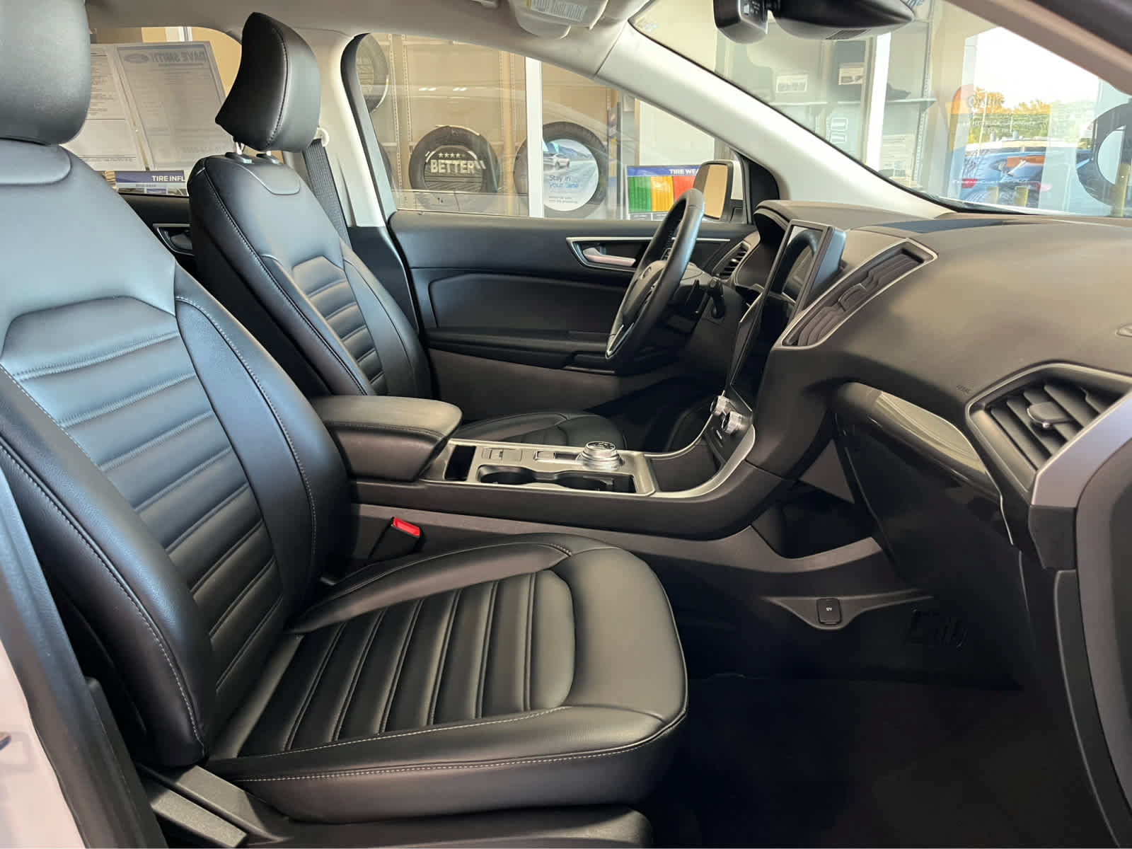 Certified 2024 Ford Edge SEL w/ Convenience Package AWD/4WD image 37