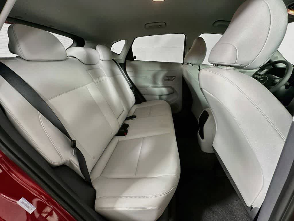 Used 2025 Hyundai Kona SE AWD/4WD image 29