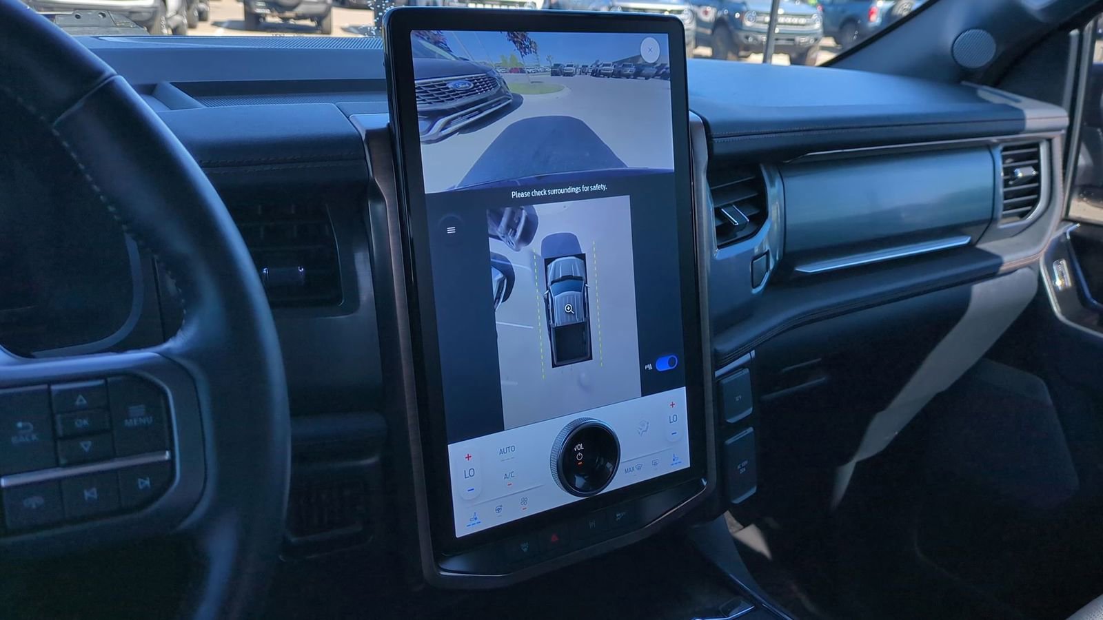 Certified 2022 Ford F150 Lightning Lariat image 30