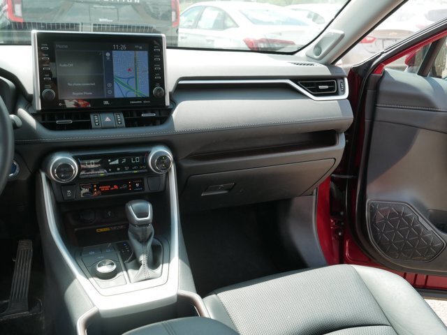 Used 2022 Toyota RAV4 Limited AWD/4WD image 22