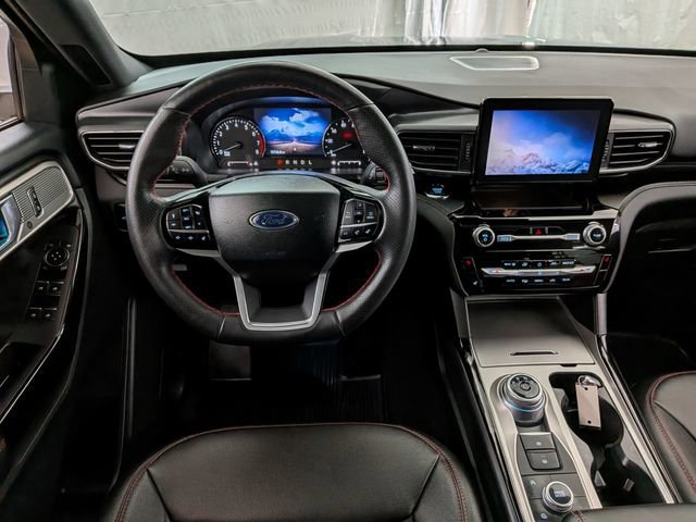 Certified 2024 Ford Explorer ST-Line w/ Class IV Trailer Tow Package image 27