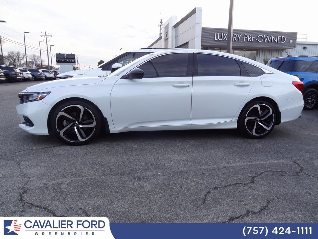 Used 2022 Honda Accord Sport image 2