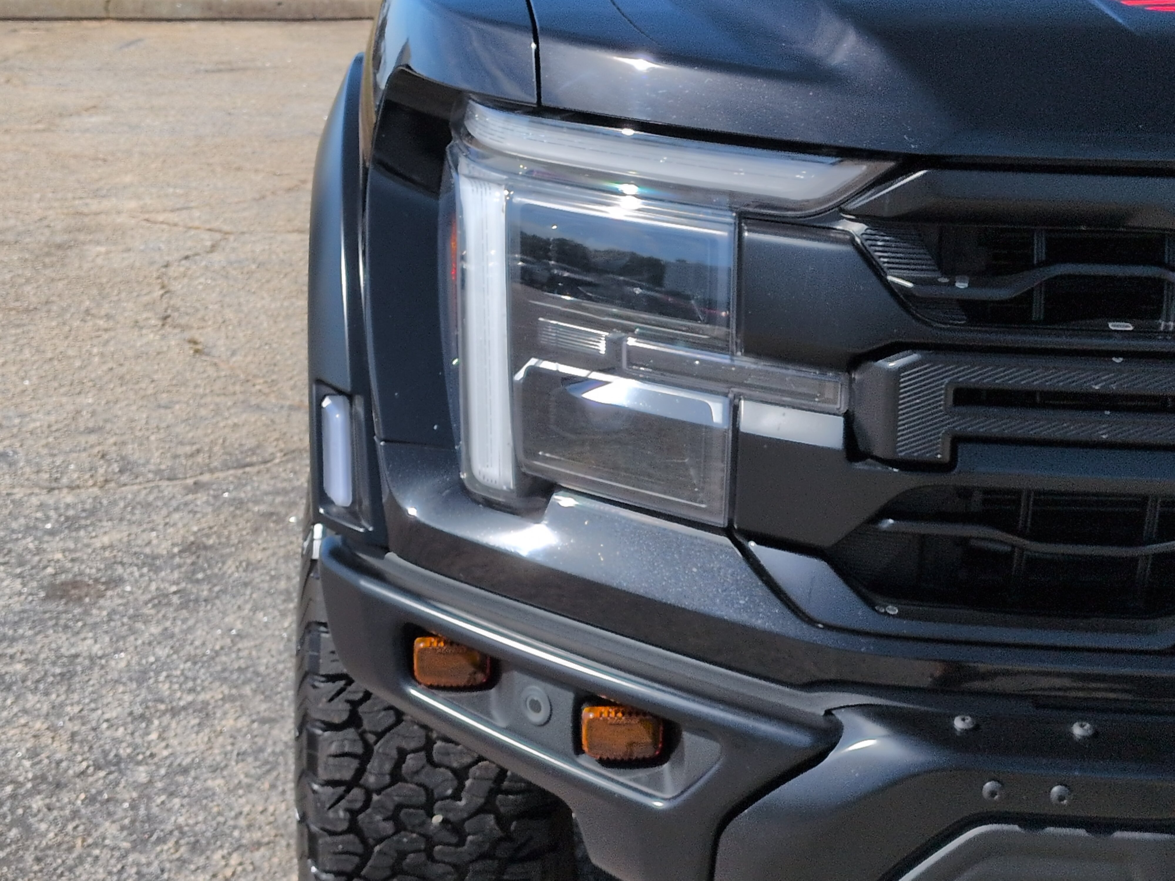 Certified 2024 Ford F150 Raptor w/ Equipment Group 803A Raptor R AWD/4WD image 8