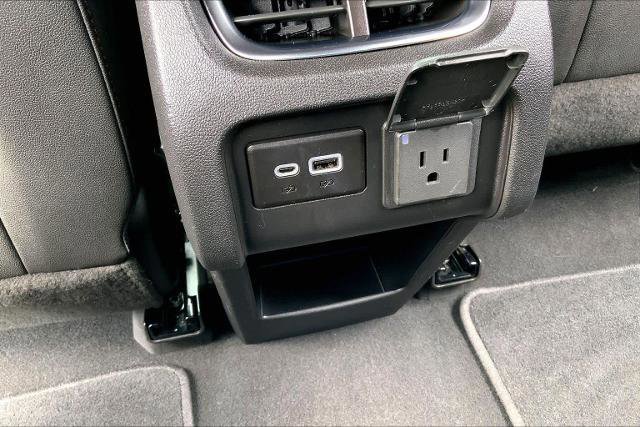 Used 2022 Chevrolet Blazer RS image 32