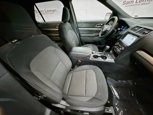 Certified 2019 Ford Explorer XLT w/ Equipment Group 201A AWD/4WD image 28