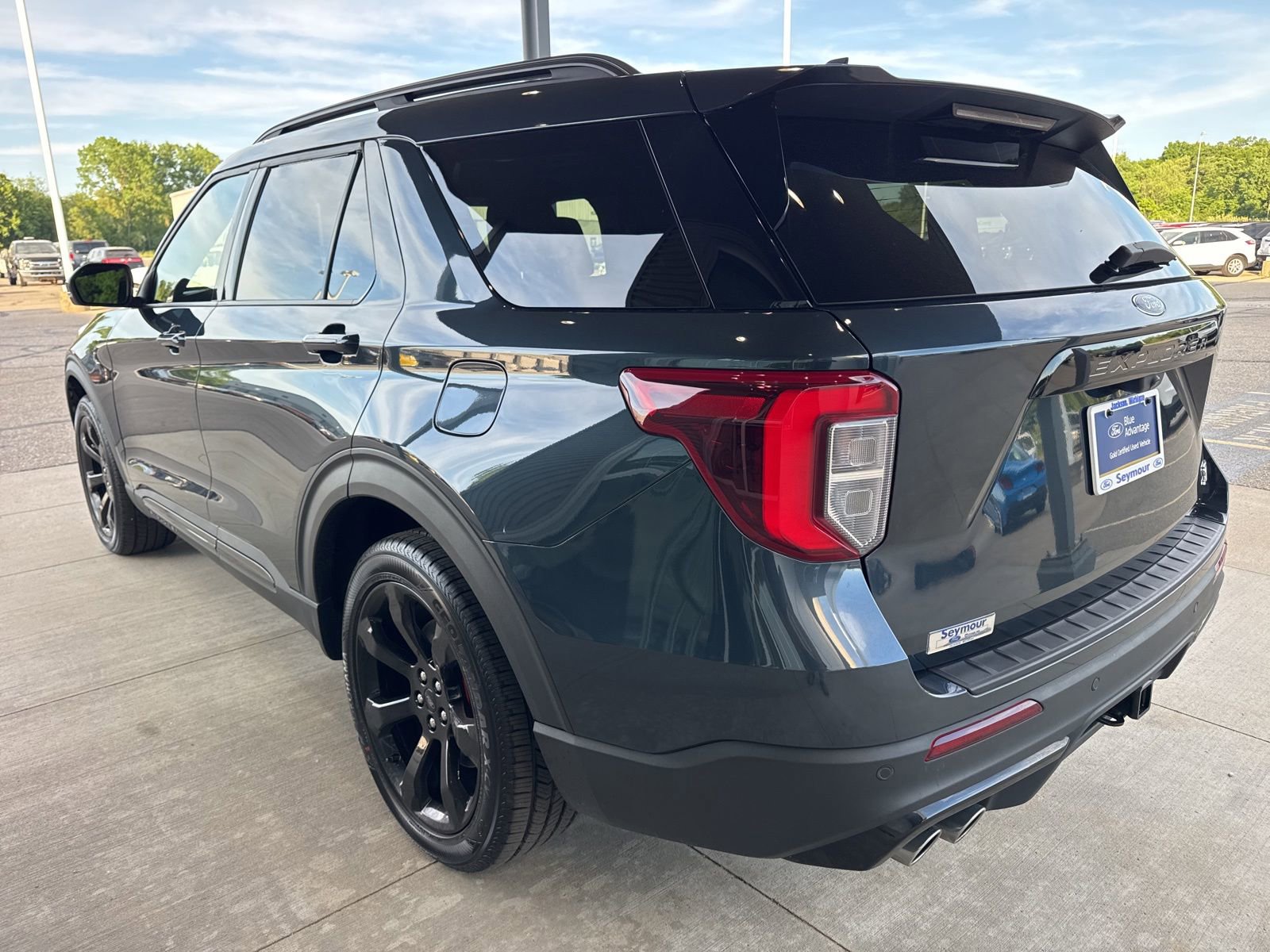 Certified 2024 Ford Explorer ST w/ Equipment Group 401A AWD/4WD image 5