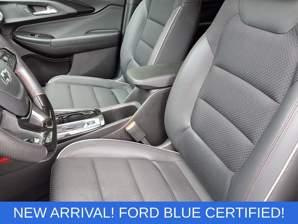 Used 2021 Chevrolet TrailBlazer RS w/ Convenience Package AWD/4WD image 3