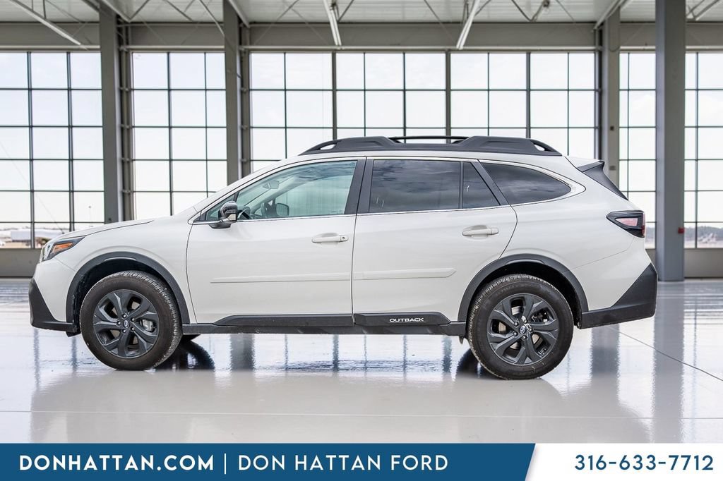 Used 2020 Subaru Outback Onyx Edition XT AWD/4WD image 2