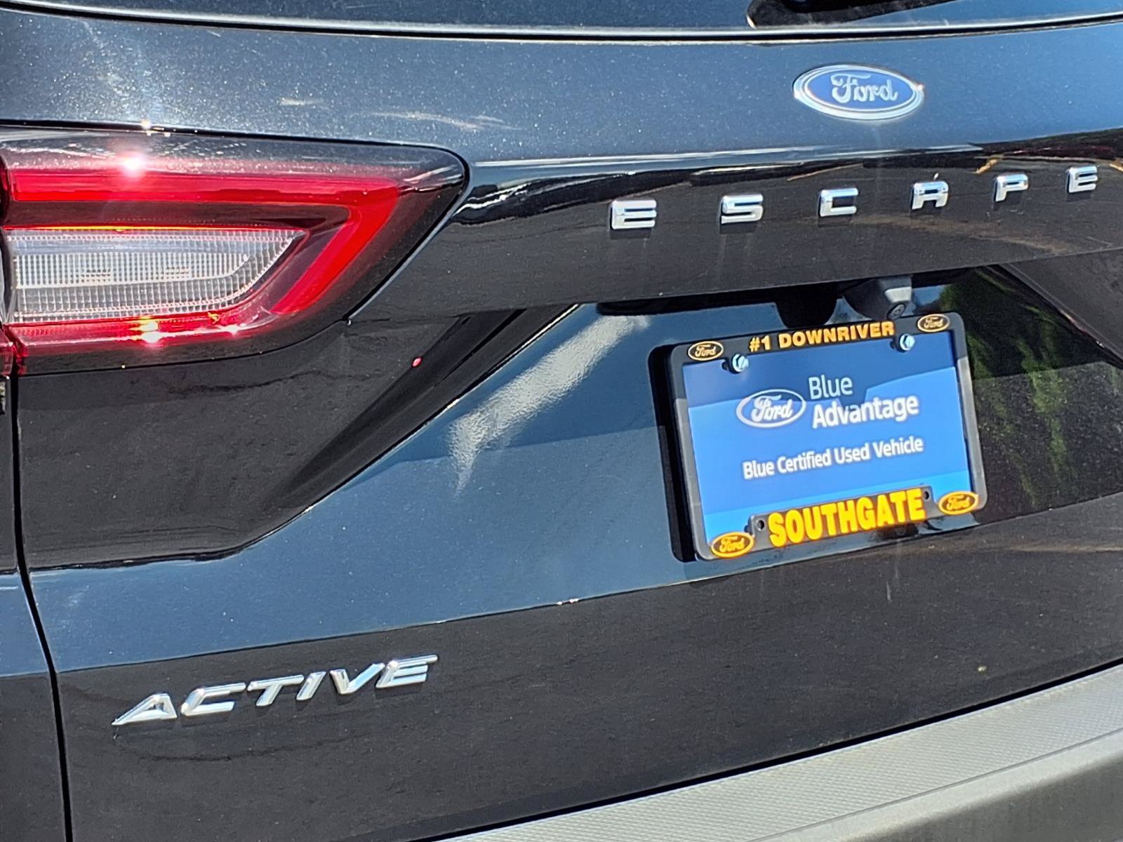 Certified 2023 Ford Escape Active AWD/4WD image 25