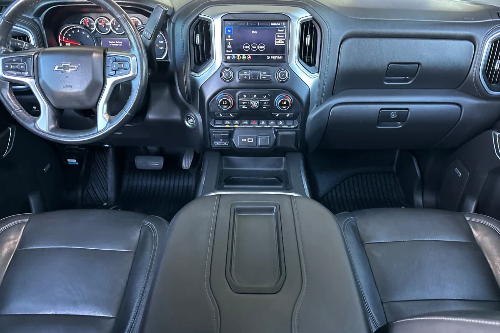 Used 2020 Chevrolet Silverado 1500 LT Trail Boss AWD/4WD image 3