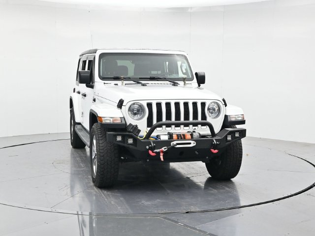 Used 2018 Jeep Wrangler Unlimited Sahara AWD/4WD image 4