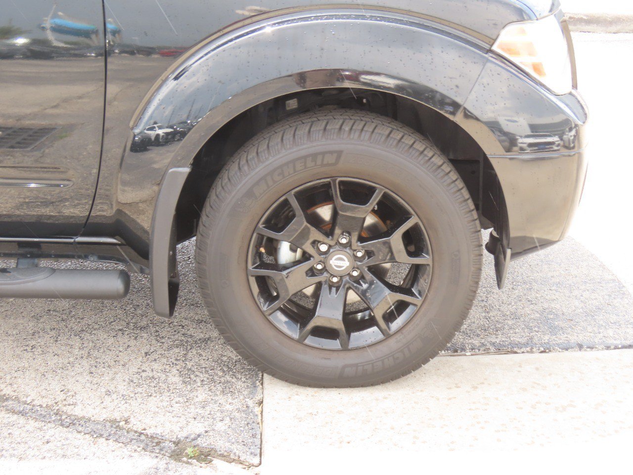 Used 2020 Nissan Frontier SV w/ Midnight Edition Floor Mats RWD image 8