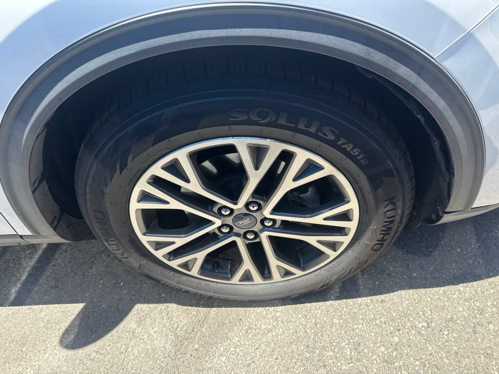Certified 2020 Ford Escape SEL FWD image 3