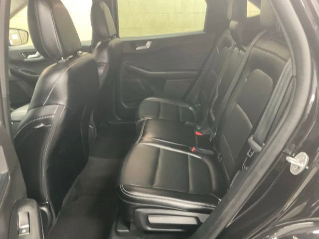 Certified 2025 Ford Escape Platinum image 14