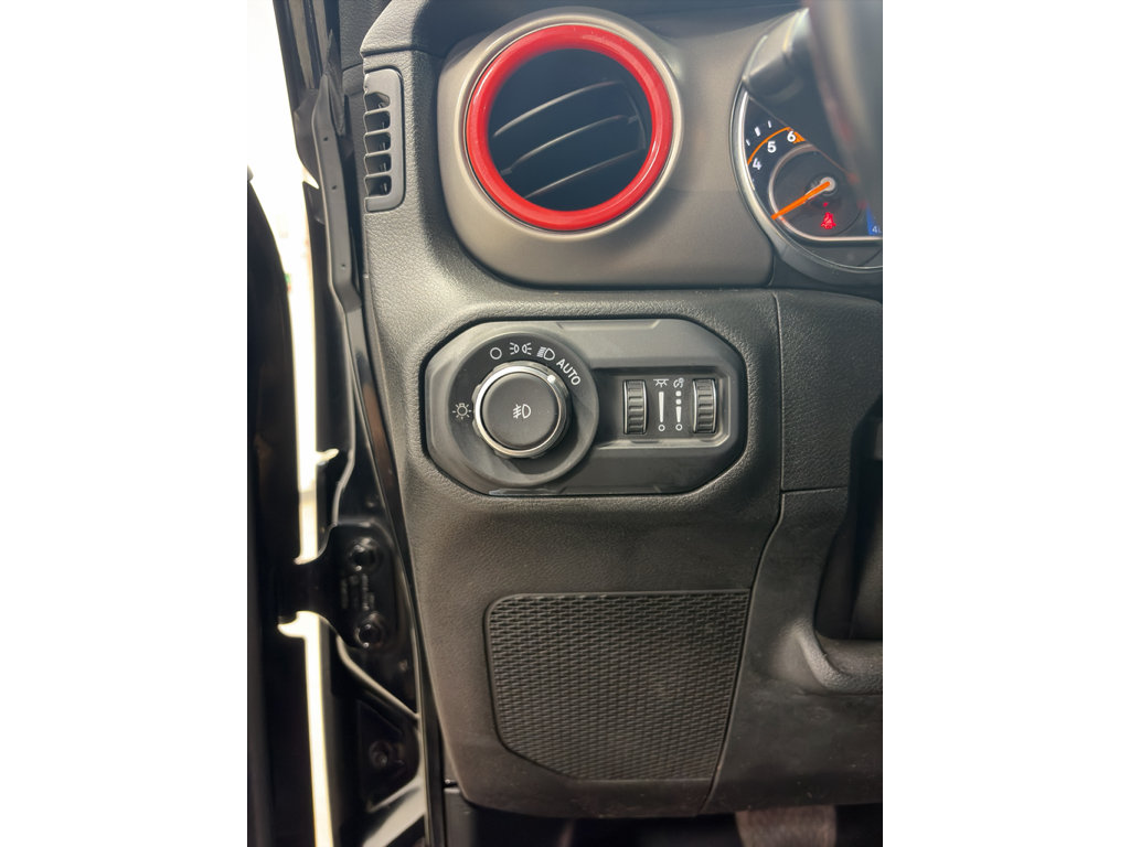 Used 2020 Jeep Wrangler Unlimited Sport S AWD/4WD image 16