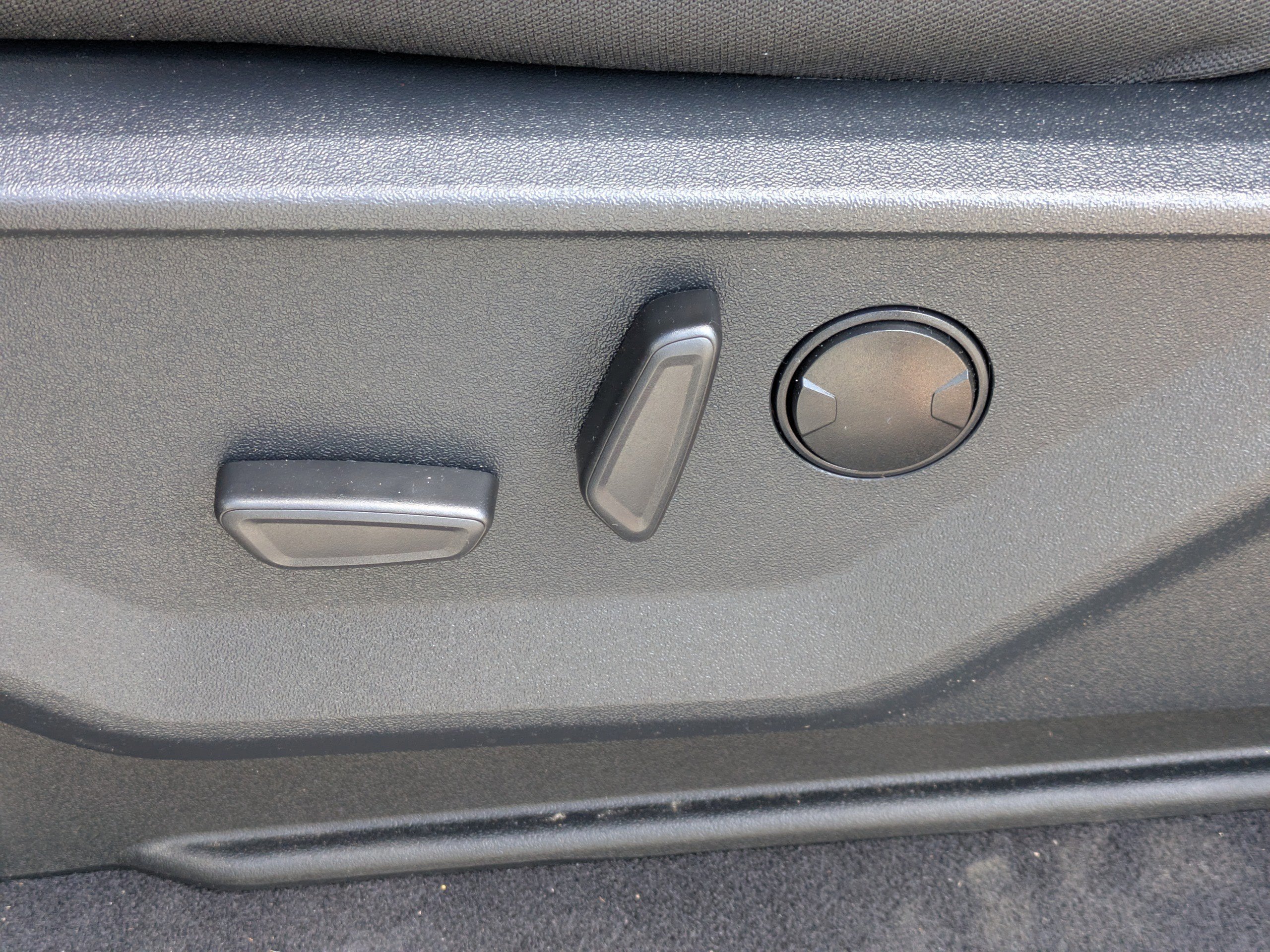 Certified 2025 Ford F150 XLT w/ Equipment Group 302A MID image 18