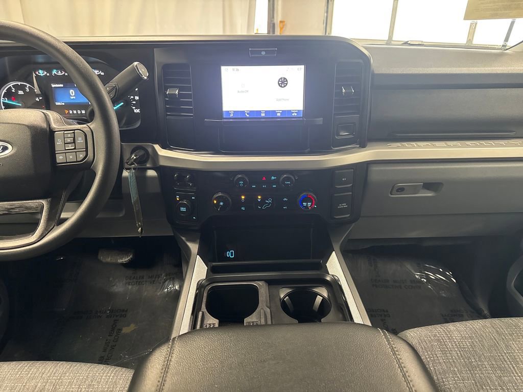 Certified 2025 Ford F350 XLT AWD/4WD image 15