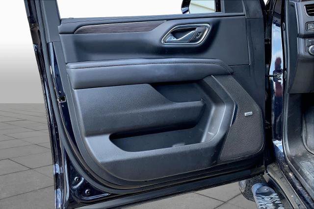 Used 2023 Chevrolet Tahoe Z71 w/ Luxury Package AWD/4WD image 21