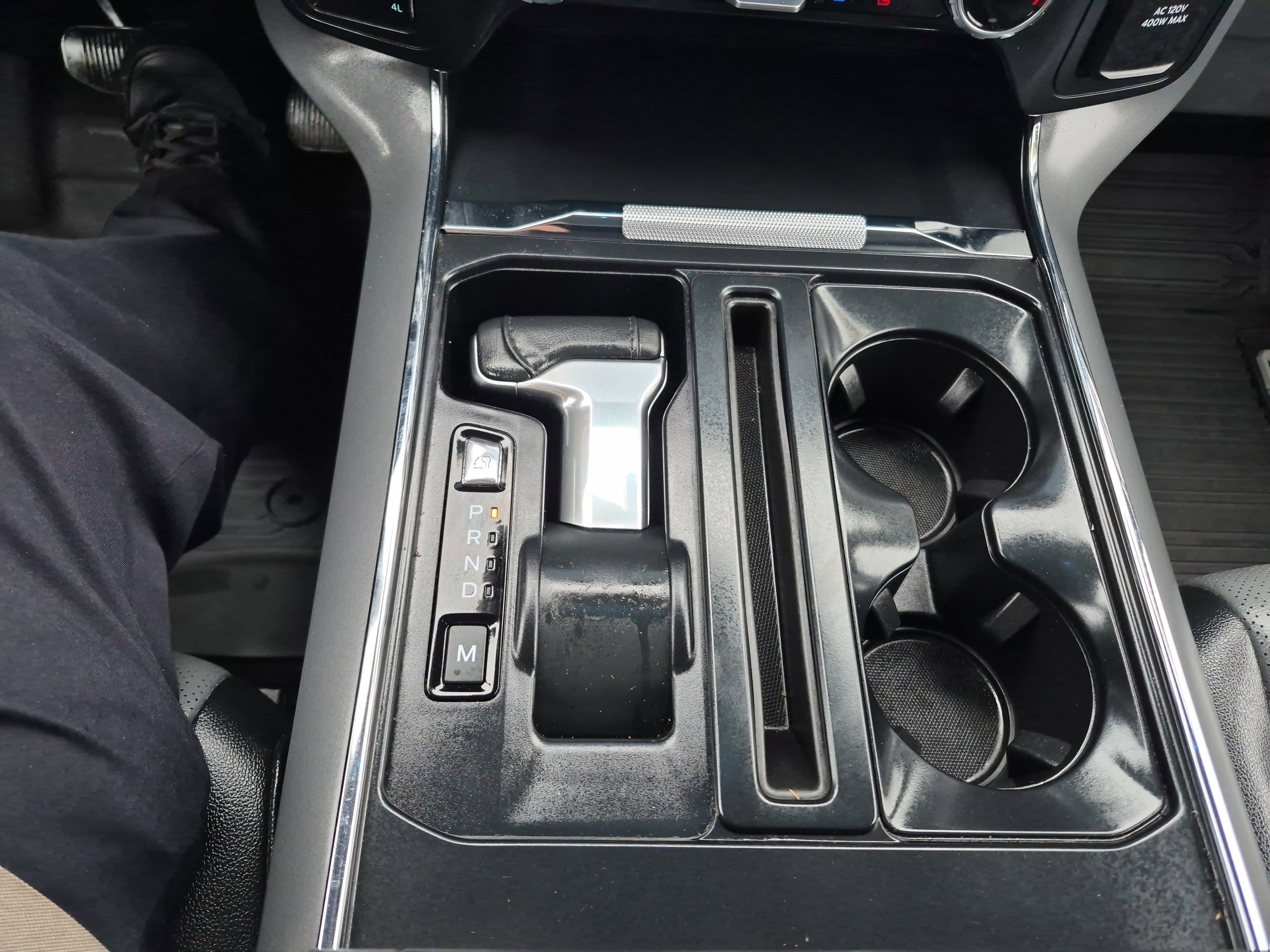 Certified 2025 Ford F150 Lariat w/ Equipment Group 501A Mid image 33