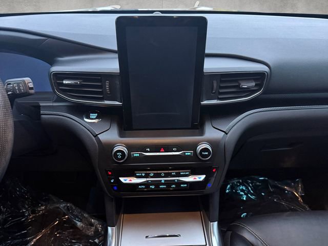 Certified 2020 Ford Explorer ST w/ Premium Technology Package image 3