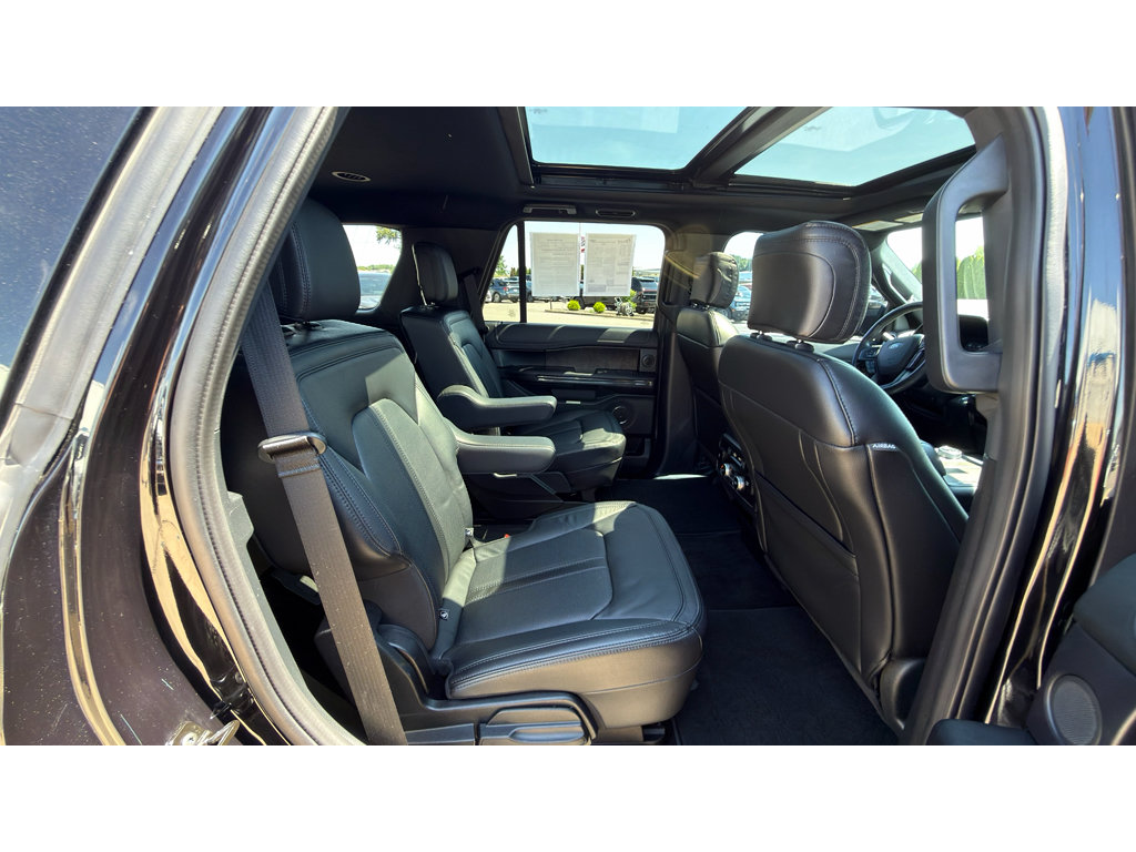 Certified 2020 Ford Expedition Limited w/ Equipment Group 302A AWD/4WD image 15