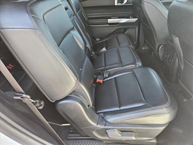 Certified 2023 Ford Explorer XLT w/ Equipment Group 202A RWD image 19