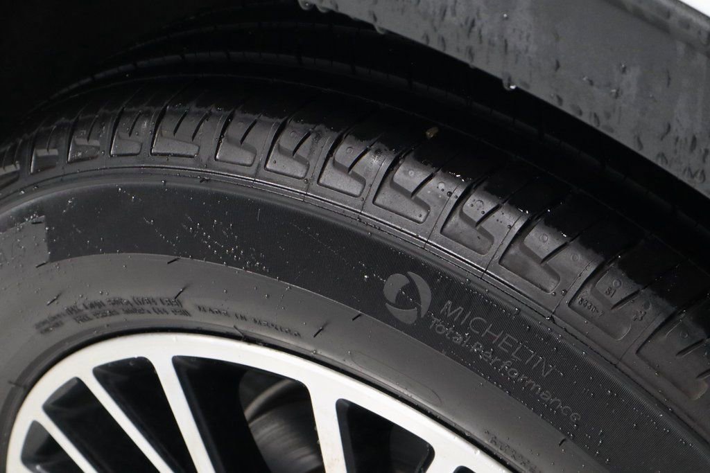 Certified 2023 Ford Escape SE image 21